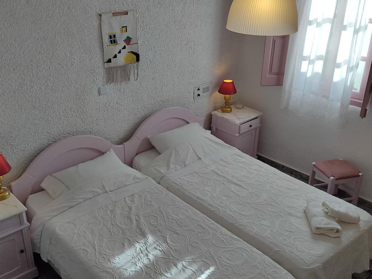 Porto Sikinos Hotel Alopronia Extérieur photo