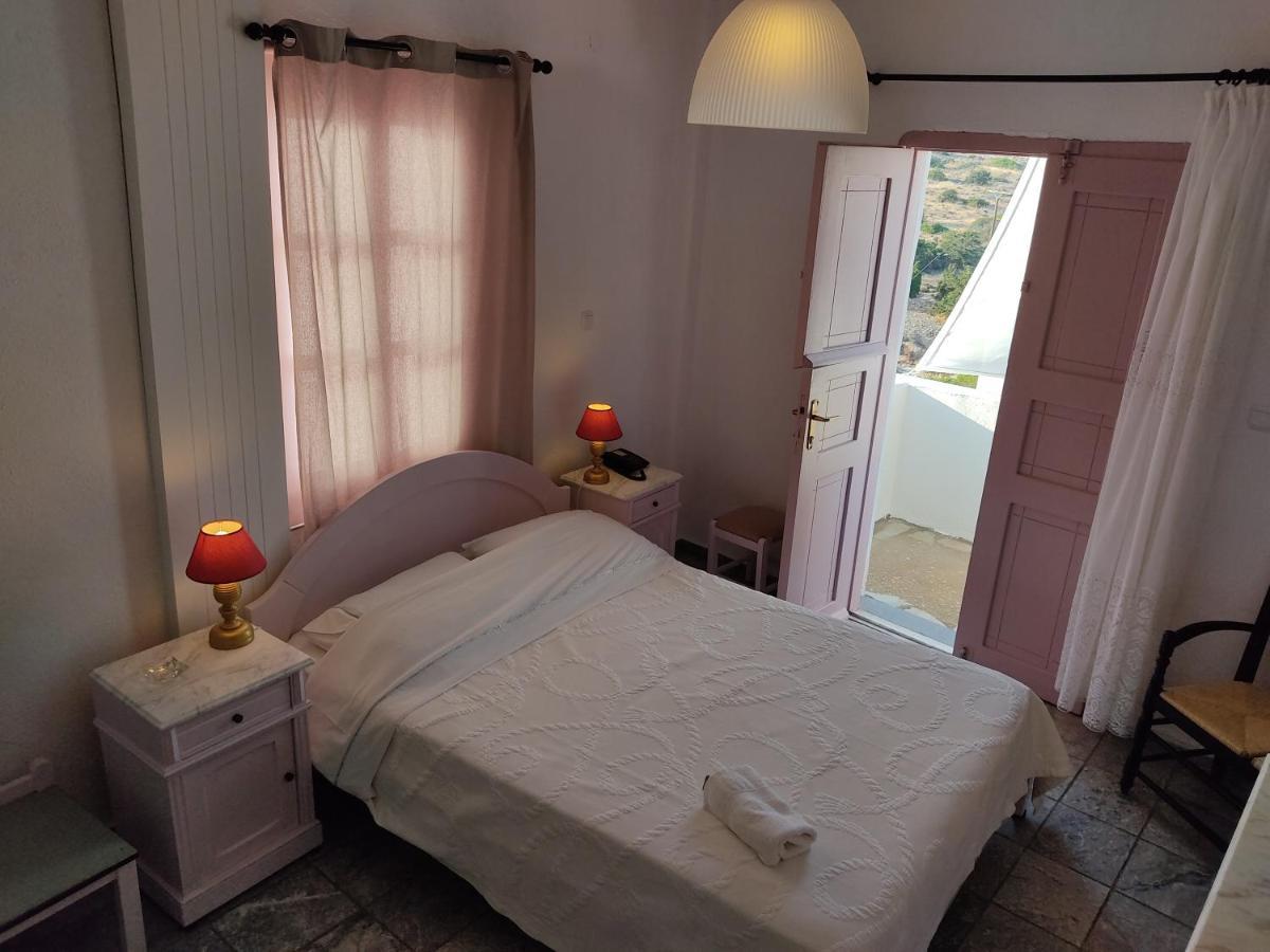 Porto Sikinos Hotel Alopronia Extérieur photo