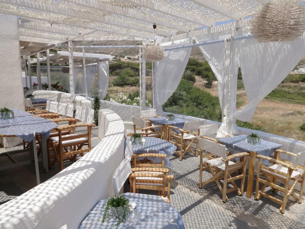 Porto Sikinos Hotel Alopronia Extérieur photo